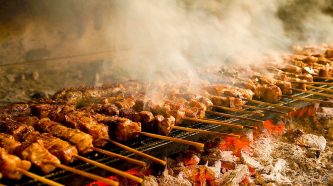 τσικνοπέμπτη-2025-πότε-πέφτει-φέτος-239667