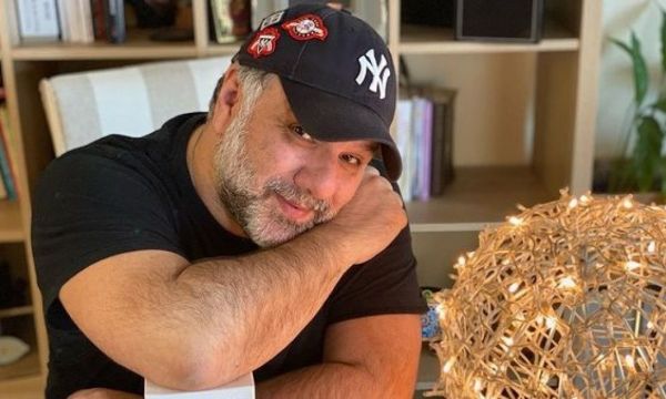 μέσα-στο-φιλόξενο-σαλόνι-του-γρηγόρη-α-249217