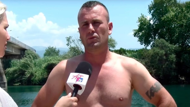 ο-λέο-του-χωριού-ο-αλβανός-ήρωας-μετα-251760