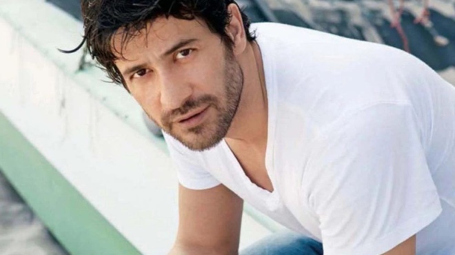 αλέξης-γεωργούλης-μετά-τη-λάμψη-της-τη-250641