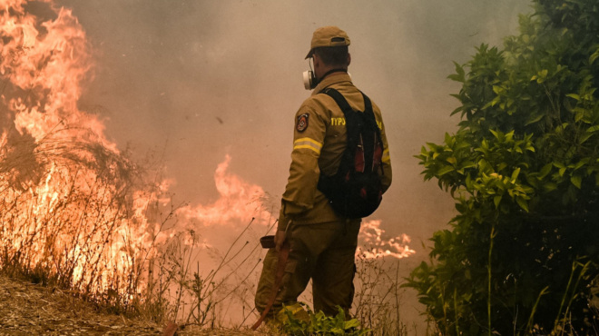 νέα-φωτιά-τώρα-επιχειρούν-δύο-ελικόπτ-256002
