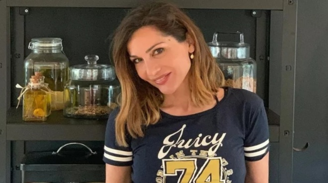 η-δέσποινα-βανδή-μας-ανοίγει-το-νέο-σπί-253534