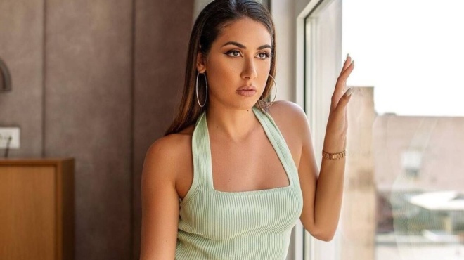 έλενα-κρεμλίδου-εσύ-που-με-χούφτωσες-255471