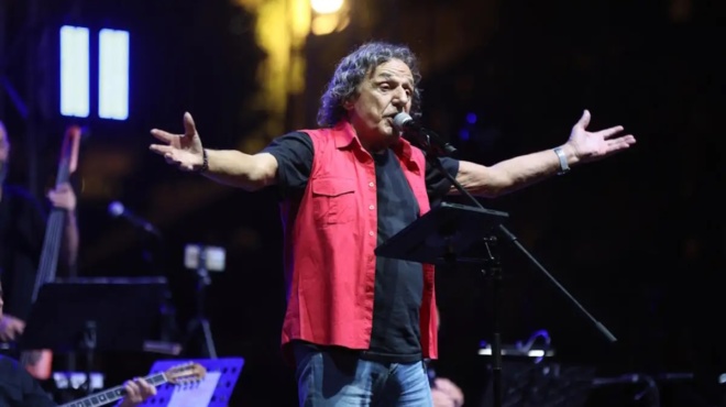 δύσκολες-ώρες-για-τον-βασίλη-παπακωνσ-255070