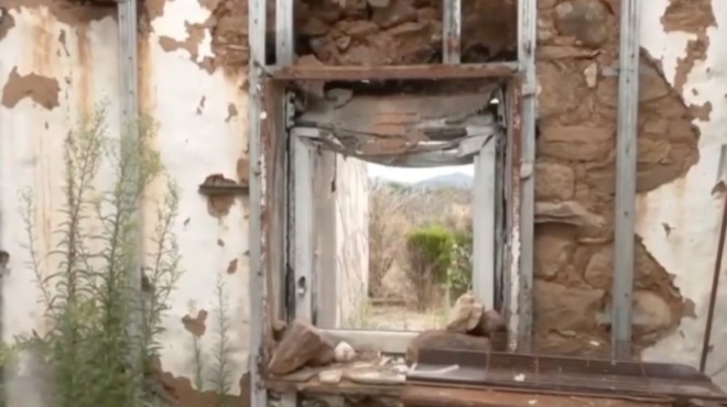 έχτισαν-το-σπίτι-συγχωριανού-τους-που-257975