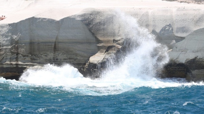τραγωδία-στη-μήλο-δύο-νεκροί-από-πνιγμ-257136