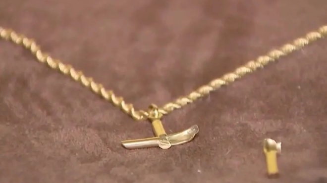 ο-σταυρός-που-φορούσε-έσωσε-20χρονο-από-258475