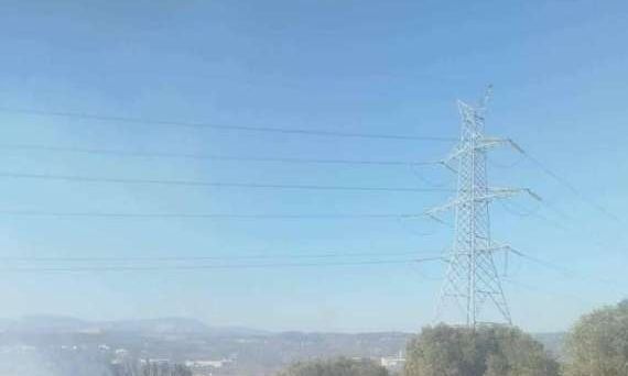 έκτακτο-φωτιά-δίπλα-σε-εργοστάσιο-της-261673